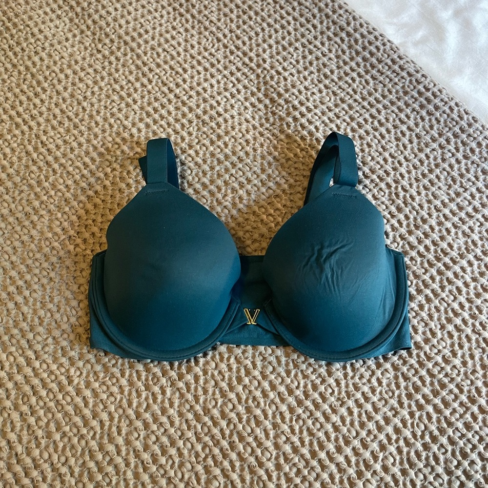 Victoria’s Secret Front Closure Underwire Bra
